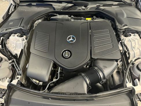 Used 2023 Mercedes-Benz C 300 4MATIC Sedan image 20
