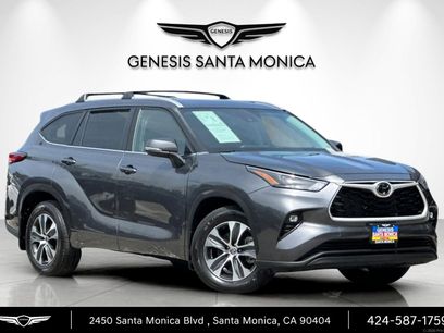 Used 2023 Toyota Highlander XLE