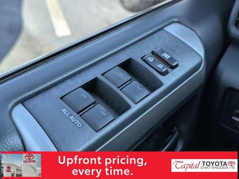 Used 2014 Toyota 4Runner Limited AWD/4WD image 23