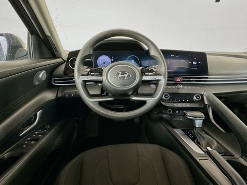 Certified 2024 Hyundai Elantra SEL image 22