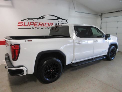 Used 2021 GMC Sierra 1500 Elevation w/ LPO, Elevation Black Package image 4