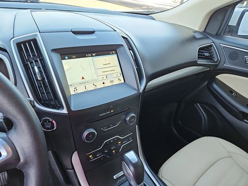 Used 2017 Ford Edge SEL w/ Equipment Group 201A image 14