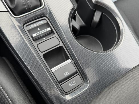 Used 2025 Honda Civic Sport image 25