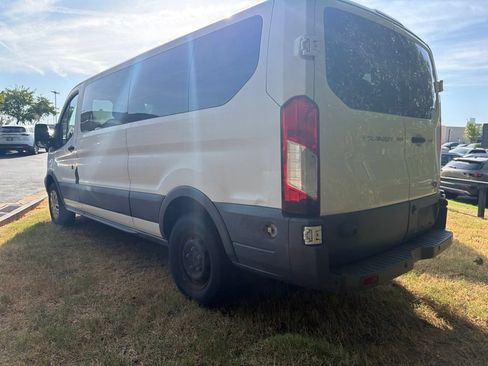 Used 2016 Ford Transit 350 XLT RWD image 8