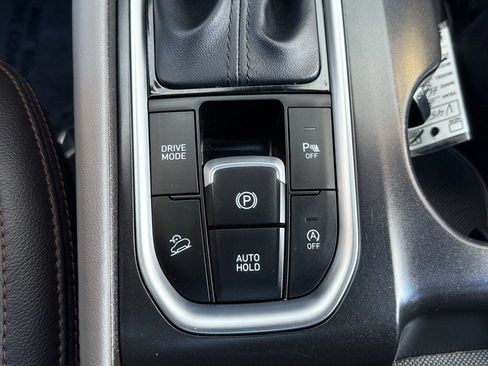 Used 2019 Hyundai Santa Fe Limited image 39