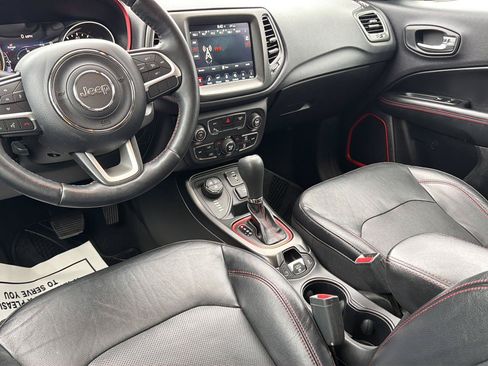 Used 2017 Jeep Compass Trailhawk w/ Leather Interior Group AWD/4WD image 21