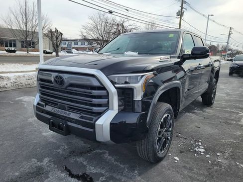 New 2025 Toyota Tundra Limited AWD/4WD image 12