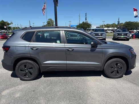 New 2026 Volkswagen Taos S FWD image 4