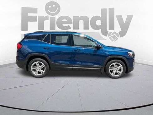 Used 2019 GMC Terrain SLE w/ Driver Convenience Package FWD image 11