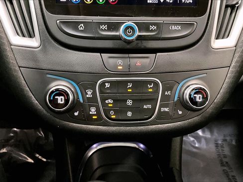 Used 2023 Chevrolet Malibu LT image 35