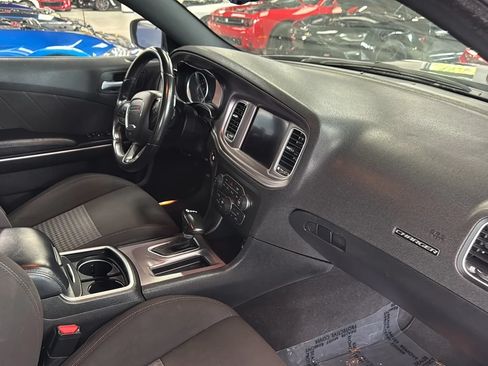 Used 2023 Dodge Charger R/T RWD image 9