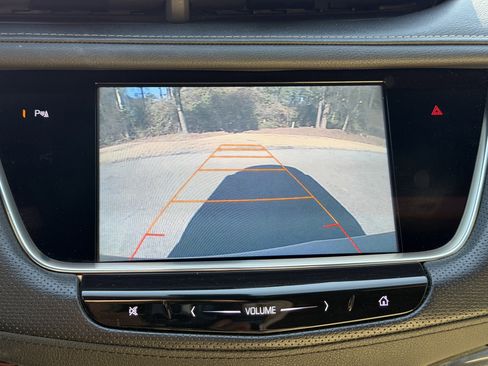 Used 2017 Cadillac XT5 Luxury w/ LPO, Wheel Lock Package image 28