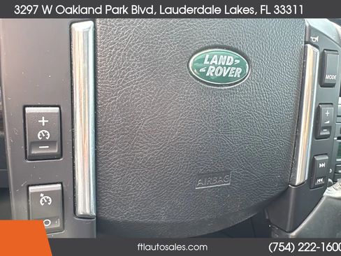 Used 2011 Land Rover LR2 HSE image 56