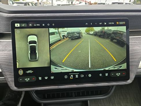 Used 2024 Rivian R1T Adventure image 11