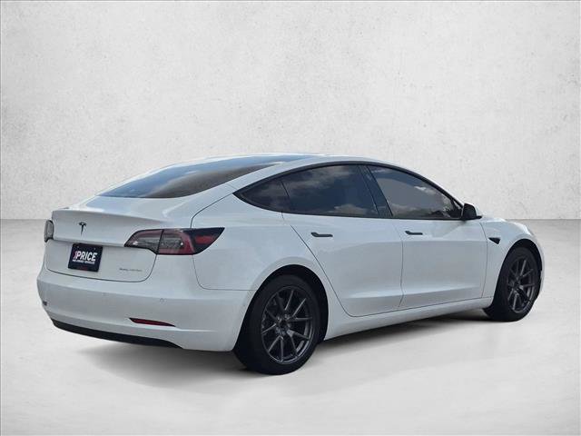 Used 2022 Tesla Model 3 Long Range AWD/4WD image 5