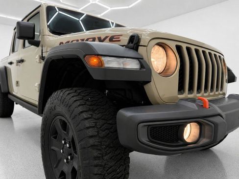 Used 2022 Jeep Gladiator Mojave w/ Cold Weather Group AWD/4WD image 34