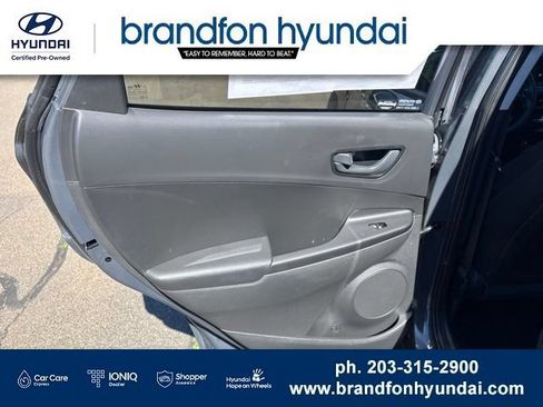 Certified 2023 Hyundai Kona SEL AWD/4WD image 10