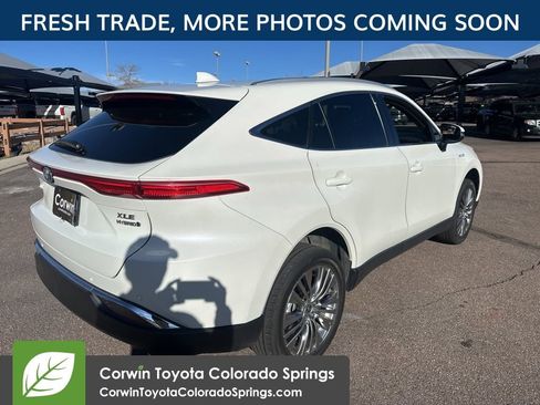 Used 2021 Toyota Venza XLE w/ Softex Package image 7
