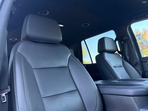 Used 2023 Chevrolet Tahoe LT AWD/4WD image 18