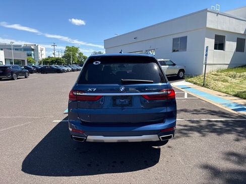 Used 2020 BMW X7 xDrive40i w/ Premium Package AWD/4WD image 4