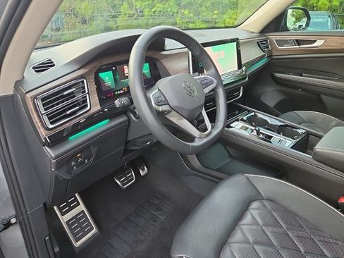 Used 2026 Volkswagen Atlas SEL Premium R-Line AWD/4WD image 14