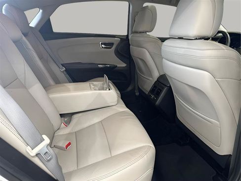 Used 2014 Toyota Avalon Limited w/ Technology Package FWD image 24
