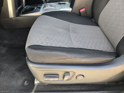 Used 2016 Toyota 4Runner SR5 image 35