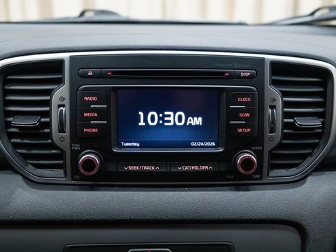 Used 2019 Kia Sportage LX image 20