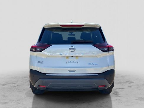 Used 2023 Nissan Rogue SV AWD/4WD image 6