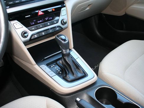 Used 2018 Hyundai Elantra Value Edition w/ Cargo Package FWD image 18
