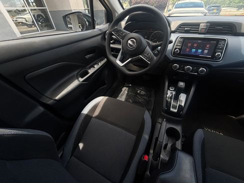 Used 2025 Nissan Versa SV FWD image 34