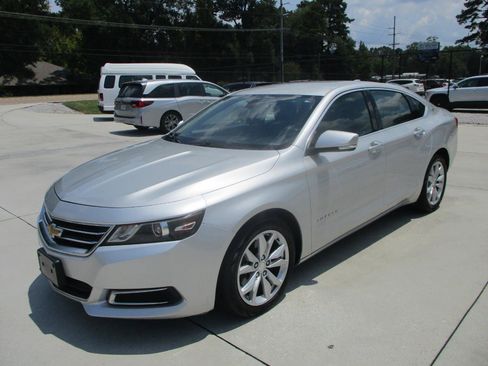 Used 2016 Chevrolet Impala LT FWD image 24