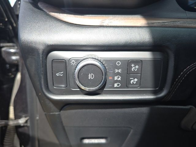Used 2021 Ford Explorer Platinum w/ Equipment Group 601A AWD/4WD image 11