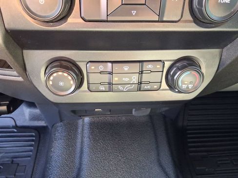 Used 2022 Ford F250 XL w/ Power Equipment Group AWD/4WD image 14