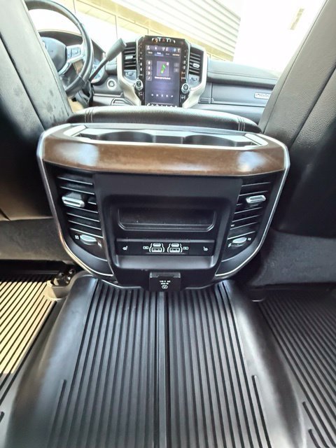 Used 2023 RAM 2500 Laramie AWD/4WD image 17