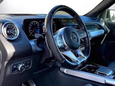 Used 2022 Mercedes-Benz GLB 35 AMG 4MATIC image 17