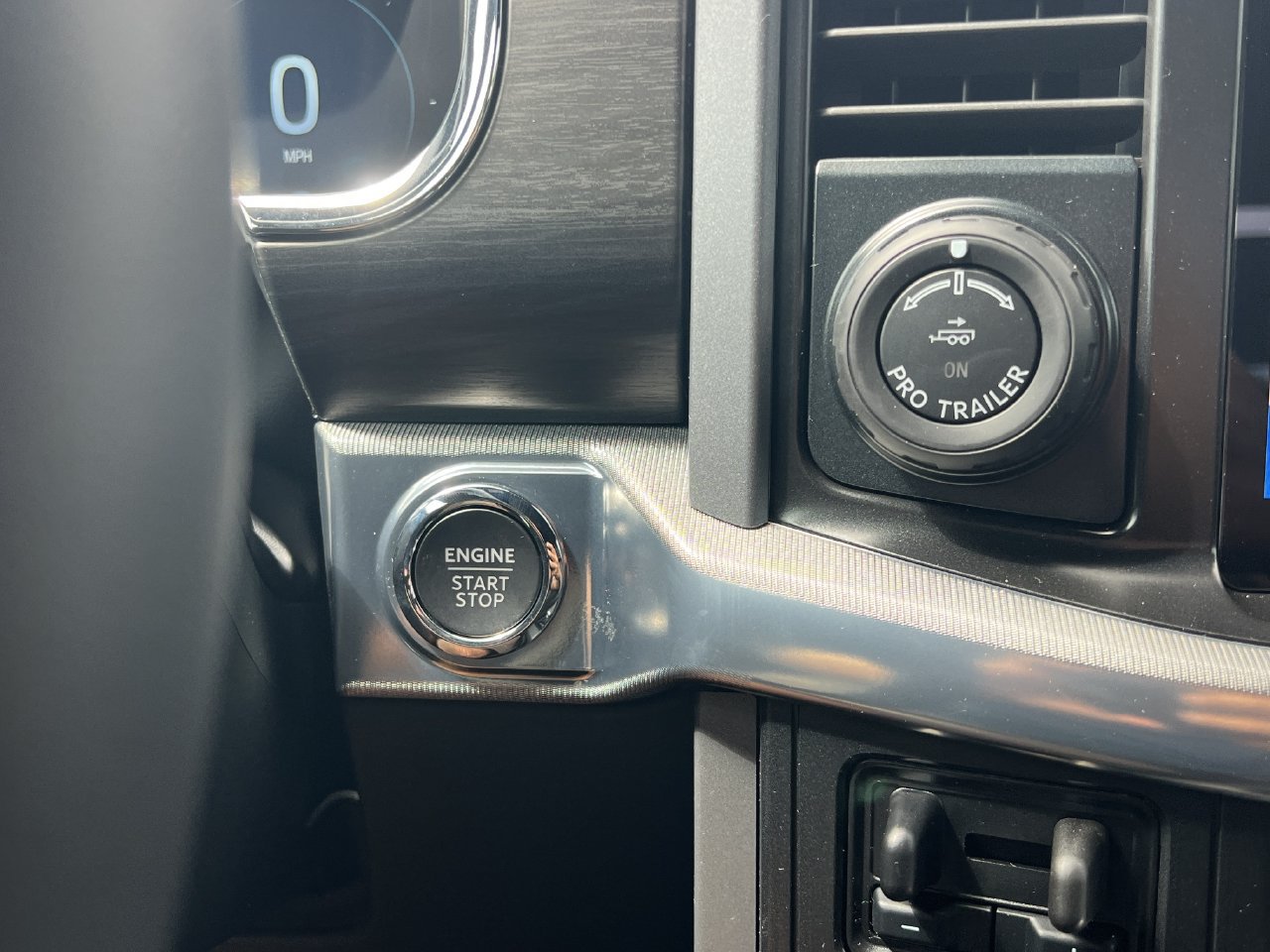 New 2026 Ford F150 Lariat AWD/4WD image 6