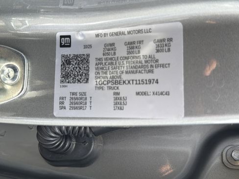 Used 2026 Chevrolet Colorado W/T w/ WT Custom Package RWD image 30