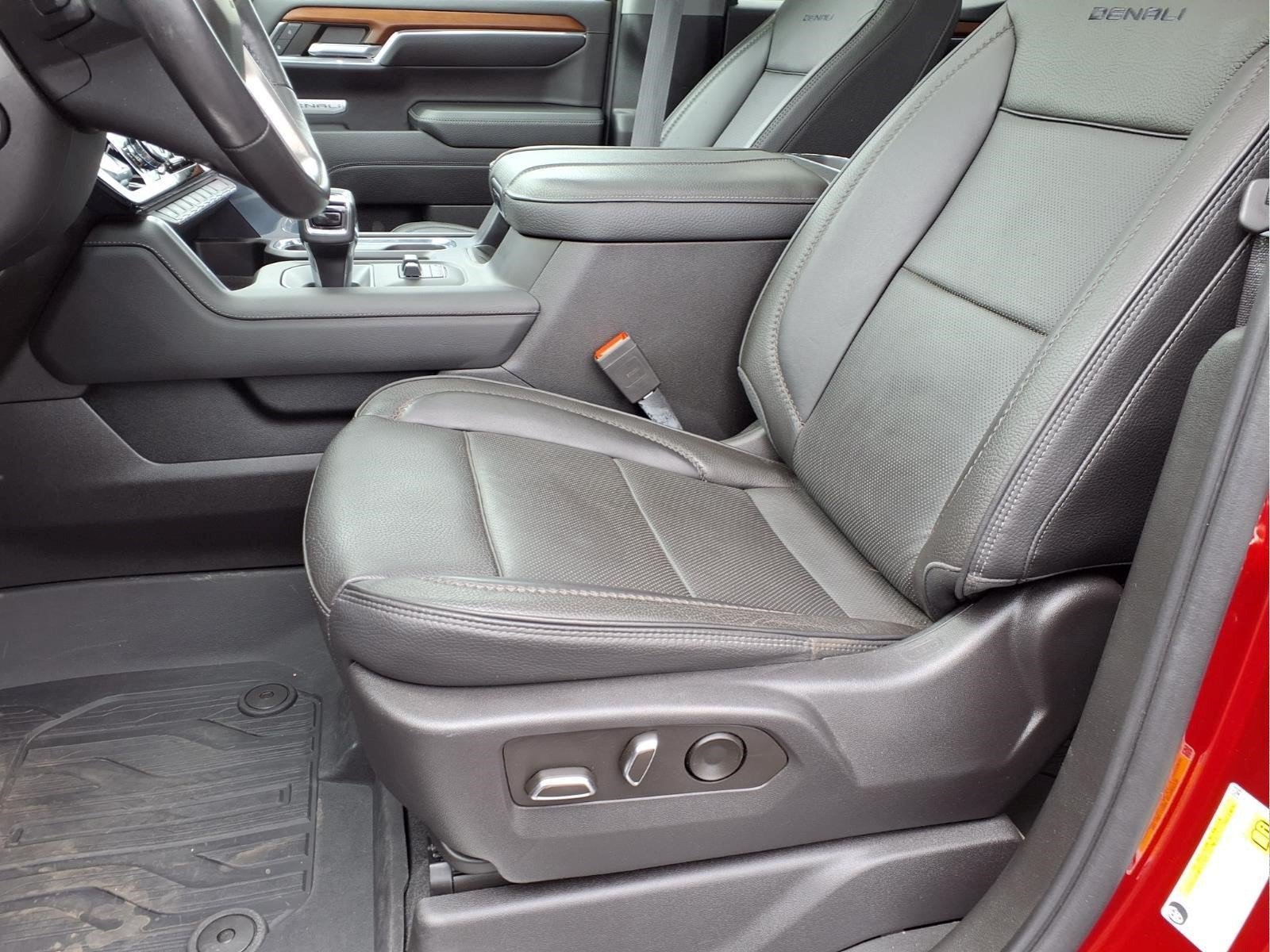 Used 2023 GMC Sierra 1500 Denali w/ Technology Package AWD/4WD image 20