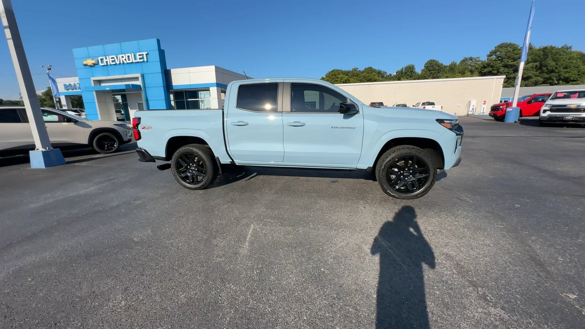 Certified 2025 Chevrolet Colorado Z71 w/ Technology Package AWD/4WD image 9