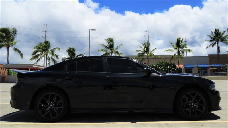 Used 2019 Dodge Charger R/T w/ Plus Group RWD image 11