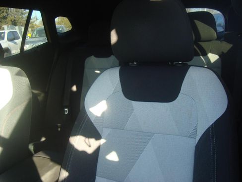 Used 2024 Chevrolet Trax RS image 8