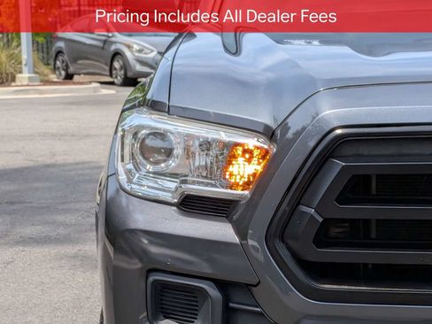 Certified 2021 Toyota Tacoma SR AWD/4WD image 11