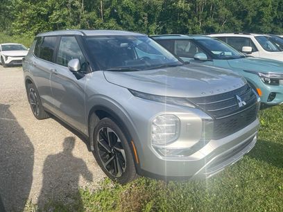 Used 2024 Mitsubishi Outlander SE