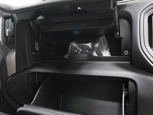 Used 2024 GMC Sierra 1500 Pro w/ Graphite Edition AWD/4WD image 27