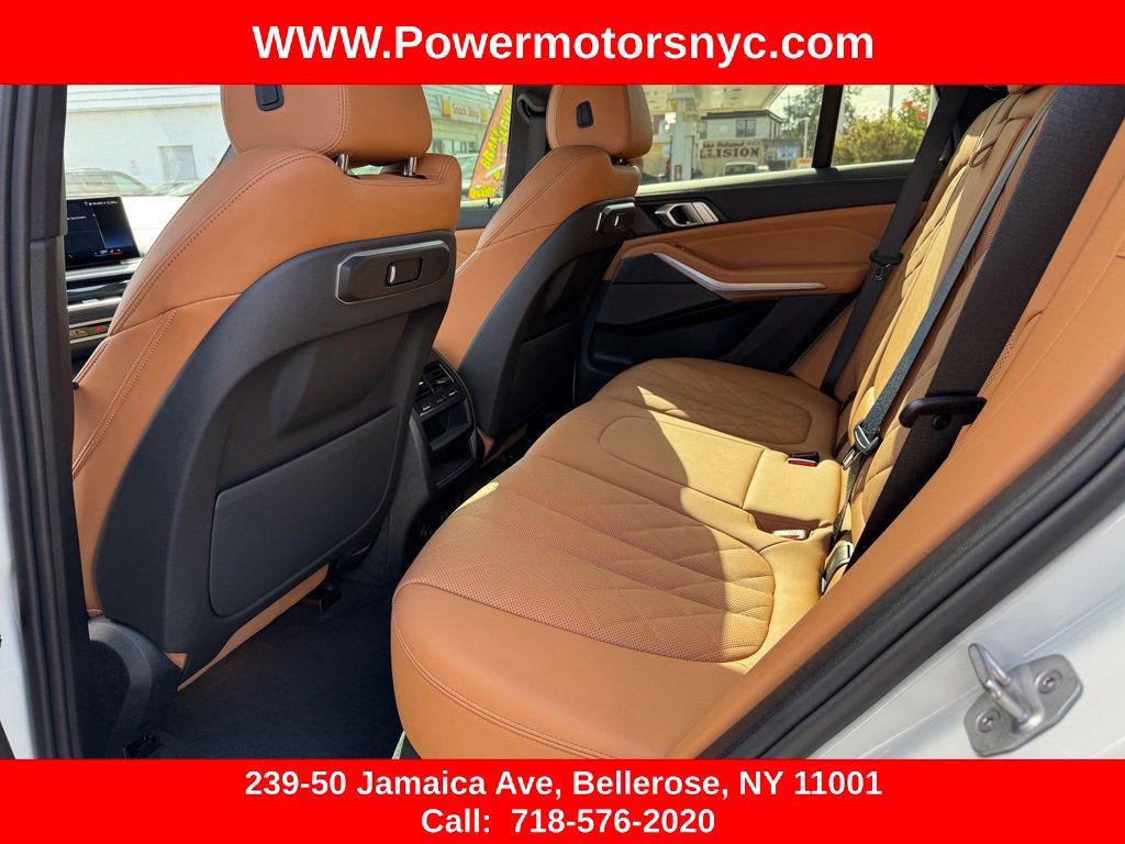 Used 2024 BMW X5 xDrive40i w/ M Sport Package AWD/4WD image 14
