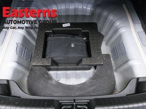 Used 2025 Chevrolet Malibu LT FWD image 22