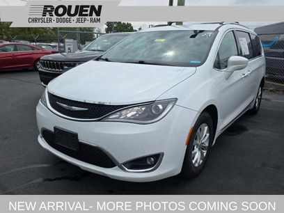 Used 2018 Chrysler Pacifica Touring-L