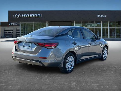 Used 2023 Nissan Sentra S image 4