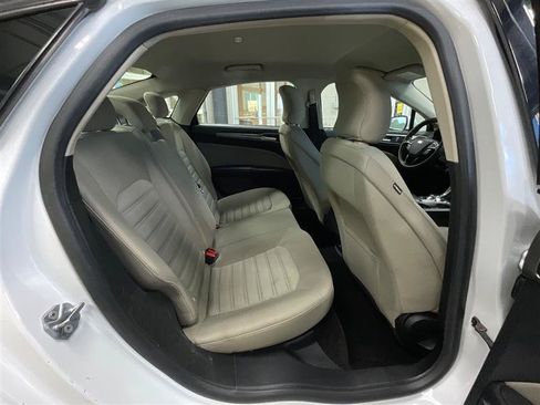 Used 2018 Ford Fusion S FWD image 23